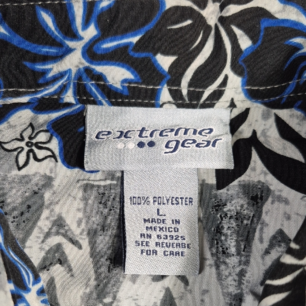 Men's Floral Button-Down Shirt in Black and Blue - Picture 2 of 11